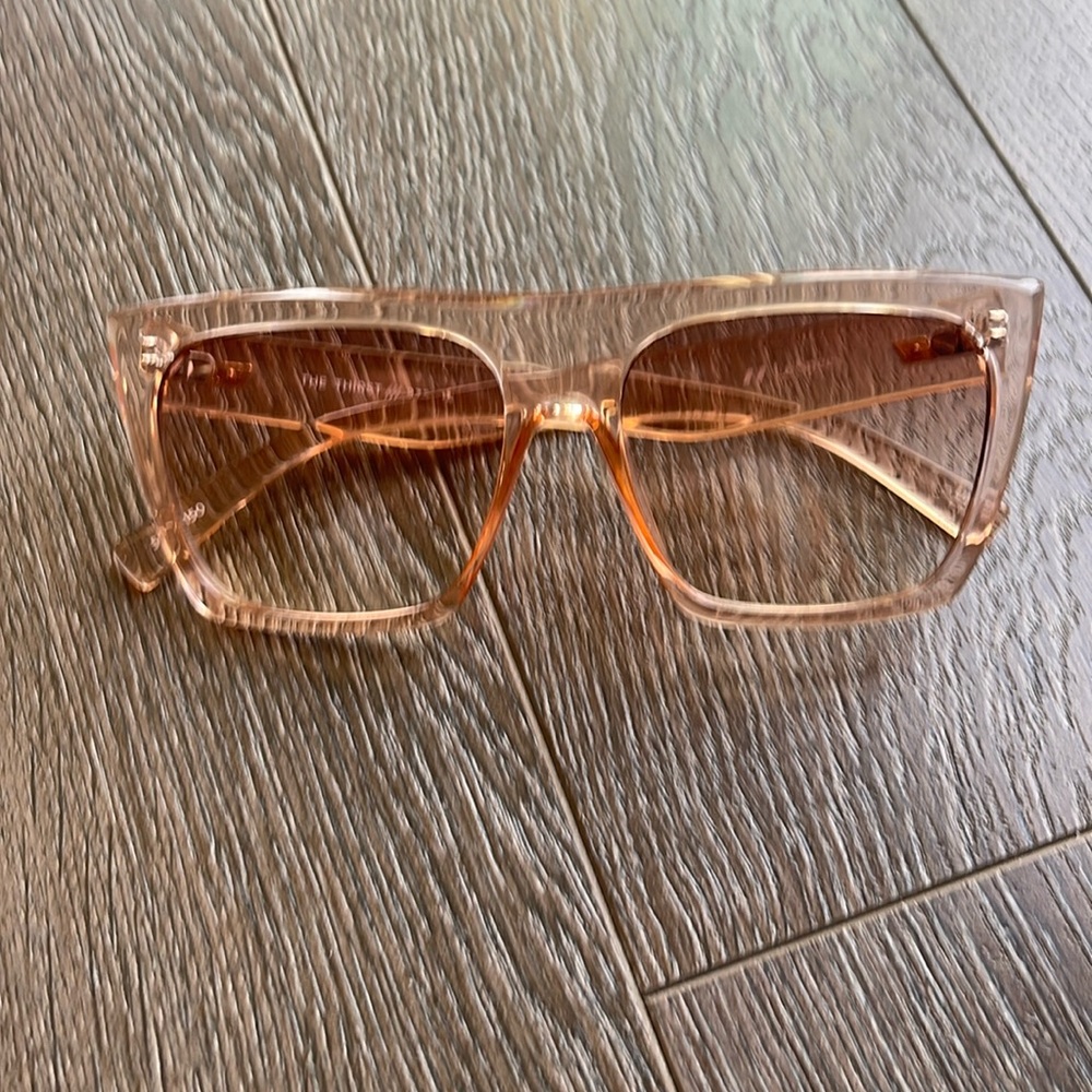 LeSpecs The Thirst Rose Sunglasses
